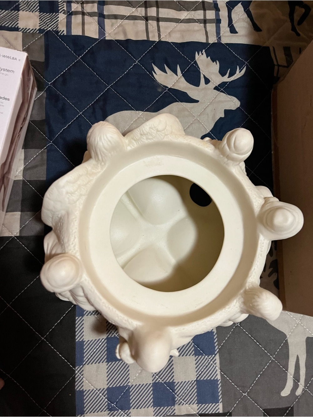 NIB RARE NATIVITY CIRLE CANDLE HOLDER - Picture 8 of 9